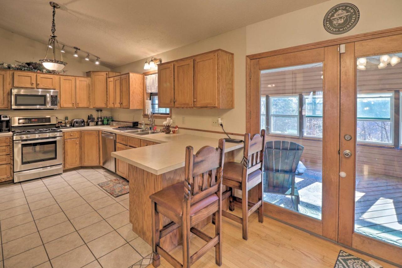 Secluded Marble Falls Family Home With Mtn Views! 外观 照片